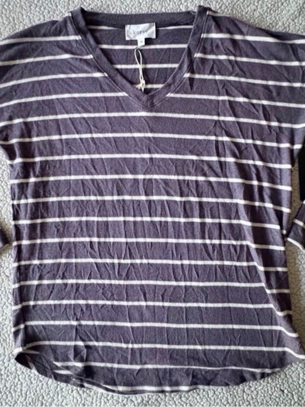 Korye Striped Long Sleeve V-Neck Top M